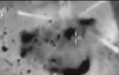 “伊朗军AI人工智能骗惨了